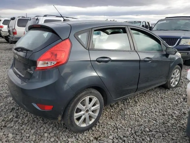 2011 FORD FIESTA SE  