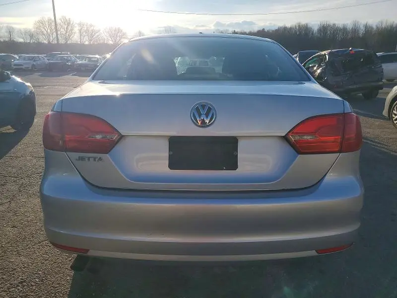 2014 VOLKSWAGEN JETTA BASE  