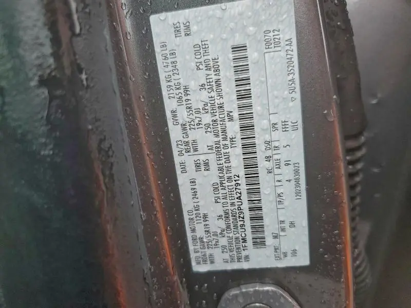 2023 FORD ESCAPE PLATINUM  