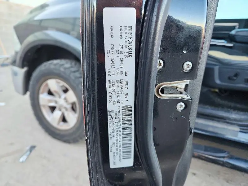 2015 RAM 1500 SLT  