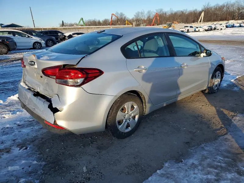 2017 KIA FORTE LX  