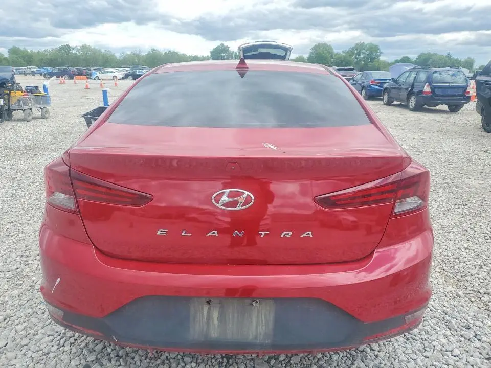 2019 HYUNDAI ELANTRA SEL  