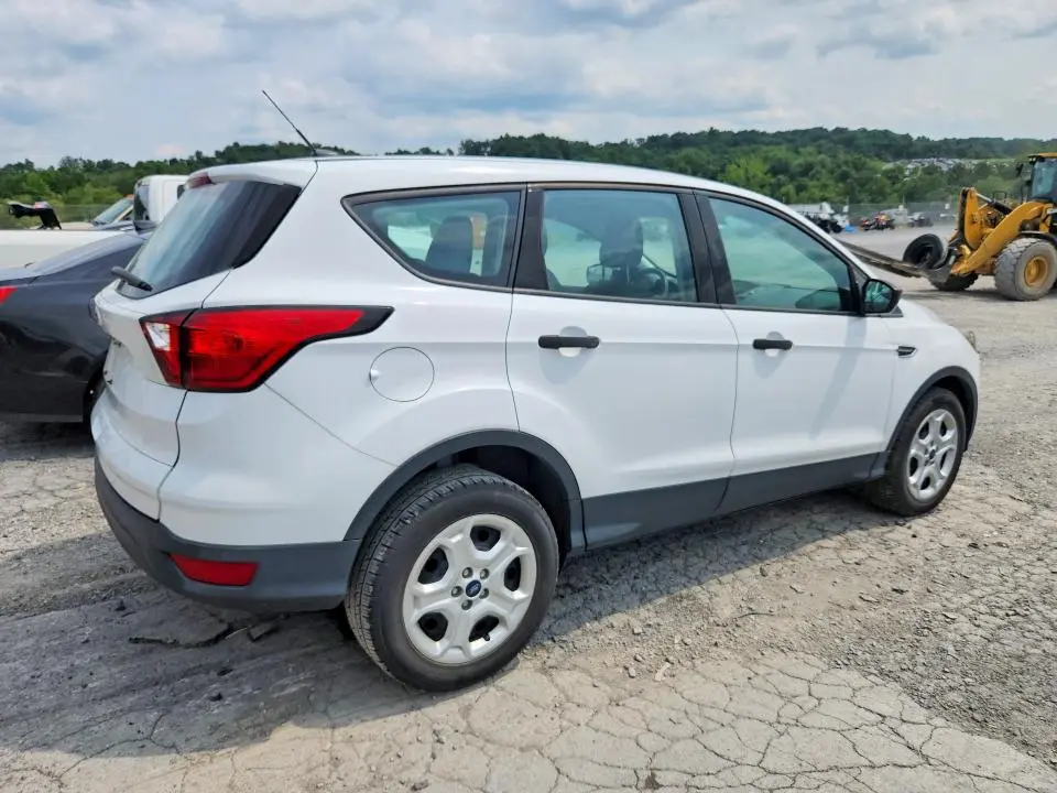 2019 FORD ESCAPE S  