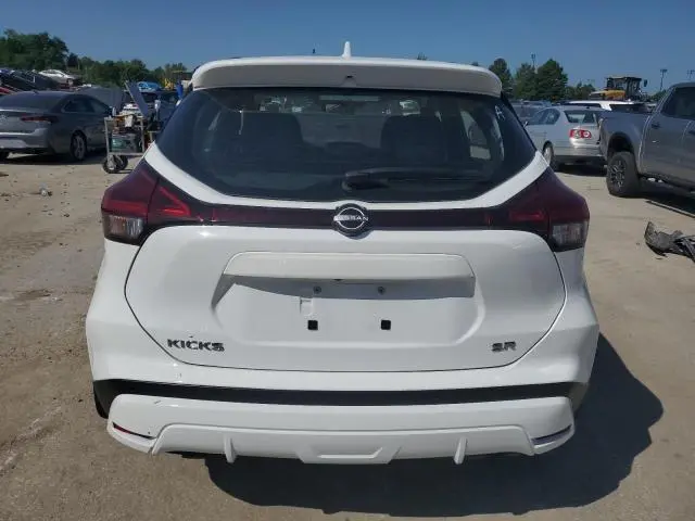 2024 NISSAN KICKS SR  