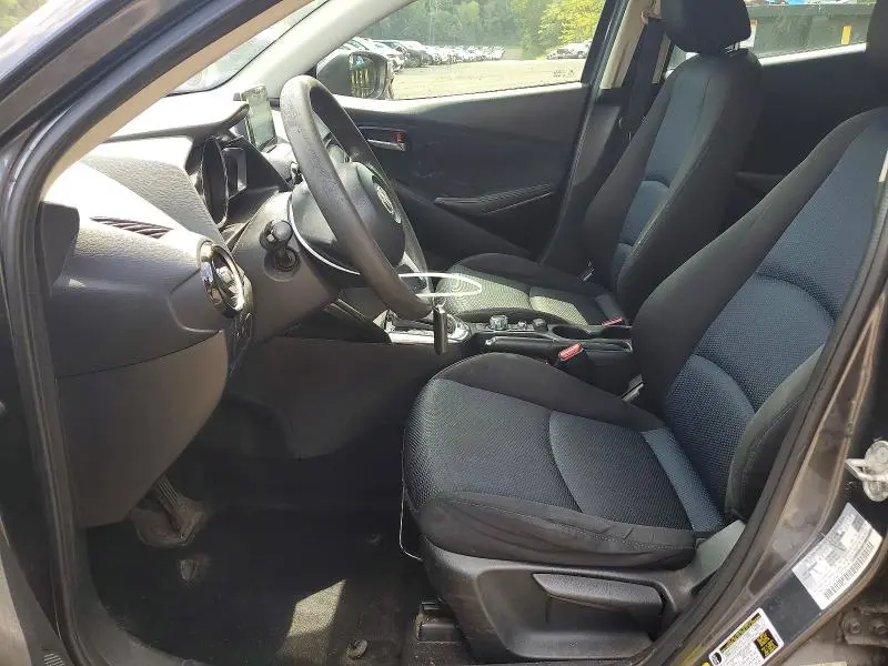 2017 TOYOTA YARIS   