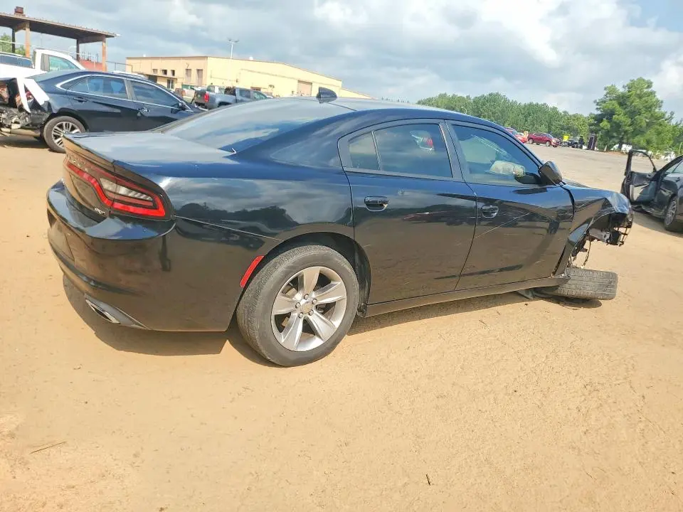 2017 DODGE CHARGER SXT  