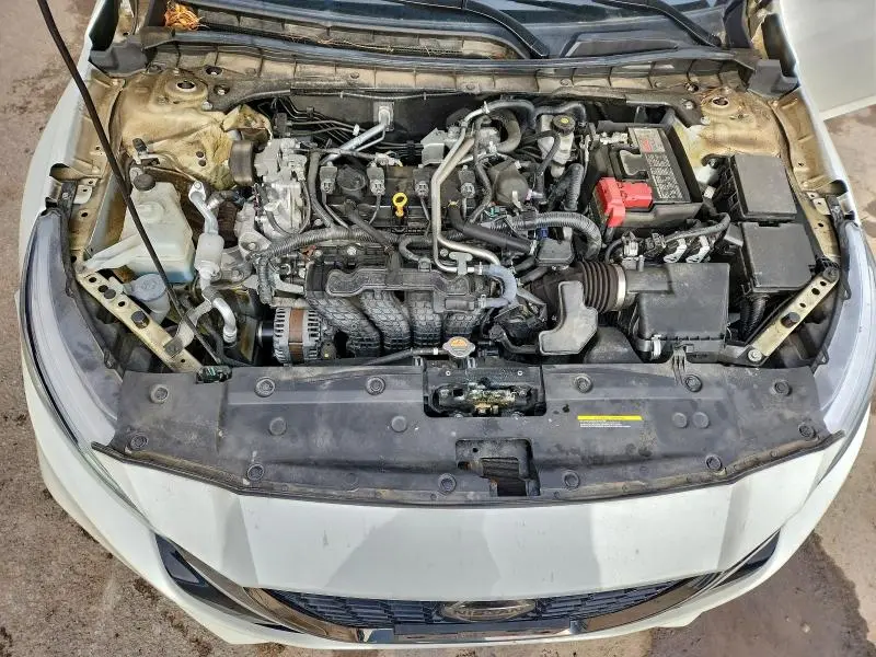 2022 NISSAN ALTIMA SR  