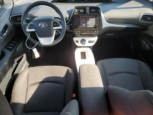 2017 TOYOTA PRIUS   