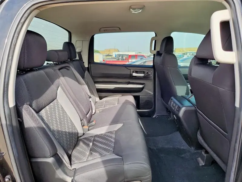 2021 TOYOTA TUNDRA CREWMAX SR5  
