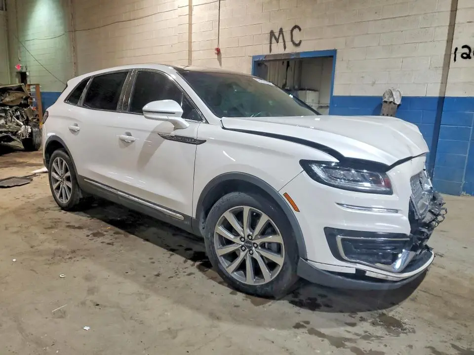 2019 LINCOLN NAUTILUS SELECT  