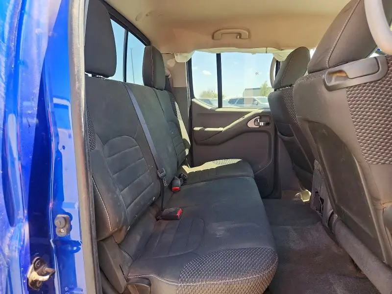 2014 NISSAN FRONTIER DESERT RUNNER  