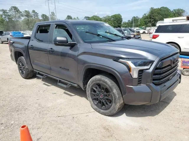 2024 TOYOTA TUNDRA CREWMAX SR  