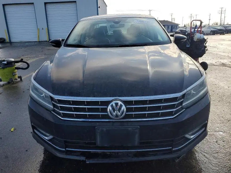 2017 VOLKSWAGEN PASSAT SEL PREMIUM  