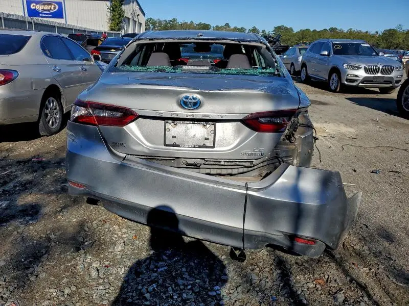 2021 TOYOTA CAMRY LE  