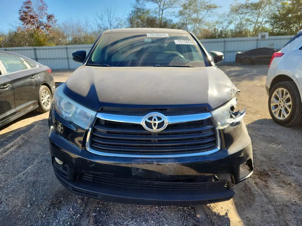 2015 TOYOTA HIGHLANDER LE PLUS  