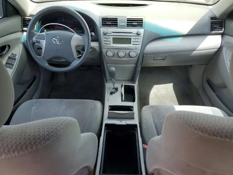 2011 TOYOTA CAMRY LE  