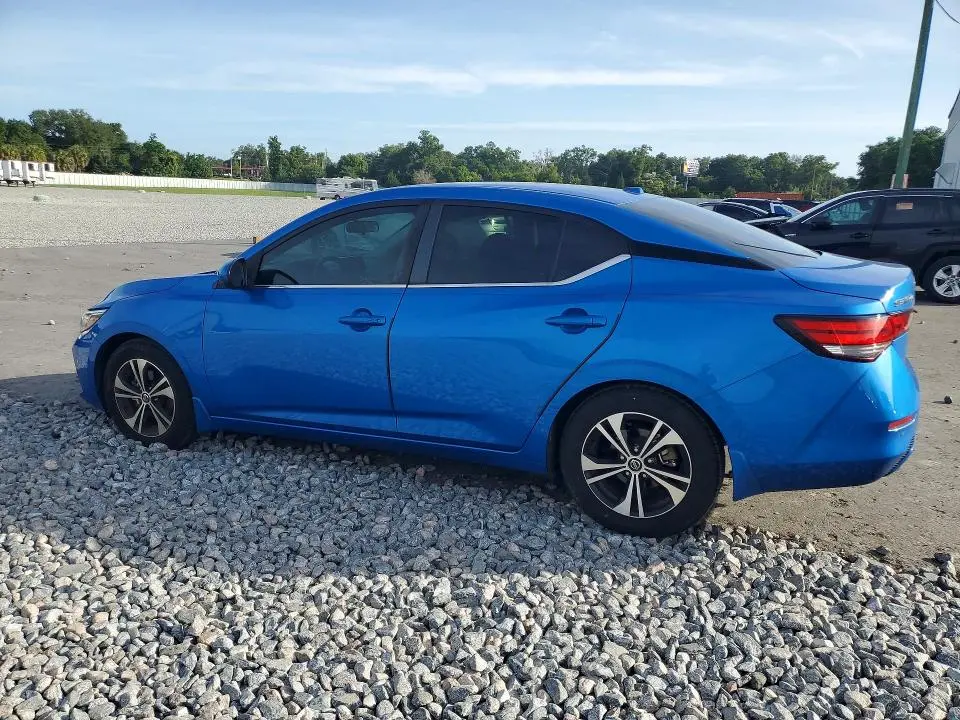 2022 NISSAN SENTRA SV  