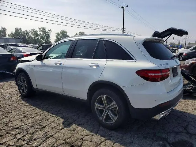 2019 MERCEDES-BENZ GLC 300  