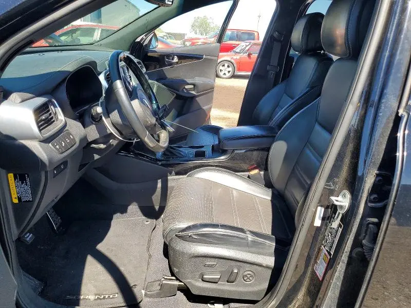 2016 KIA SORENTOSXL   