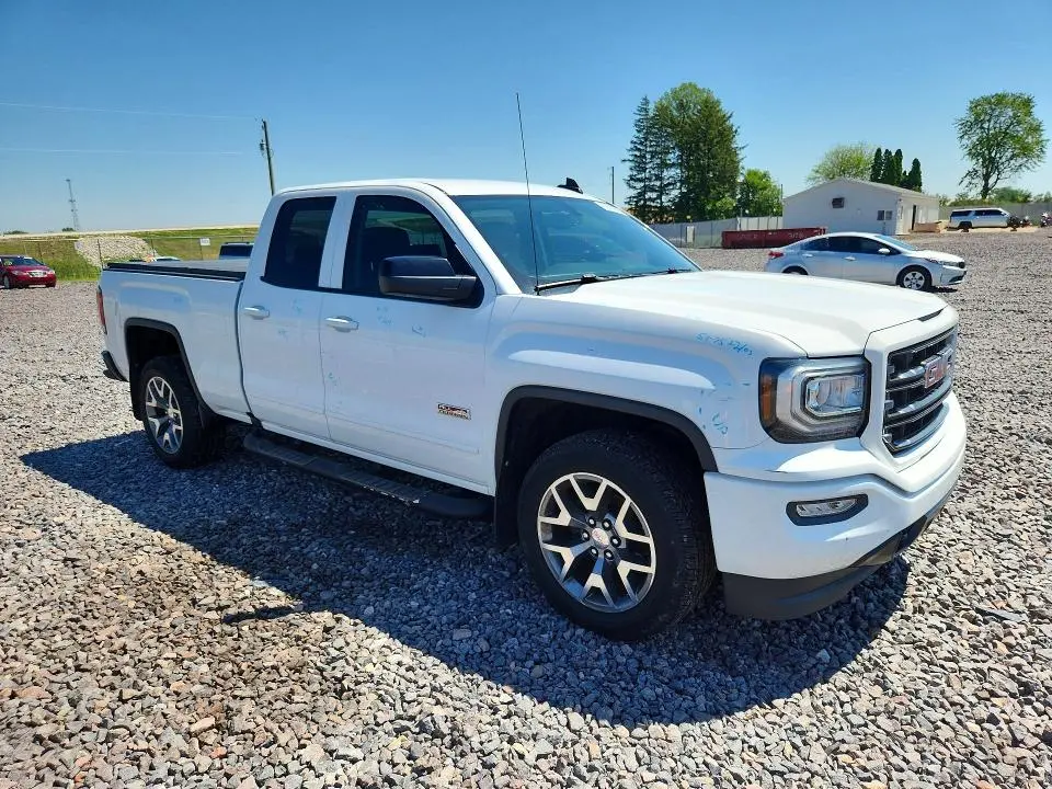 2017 GMC SIERRA K1500 SLT  