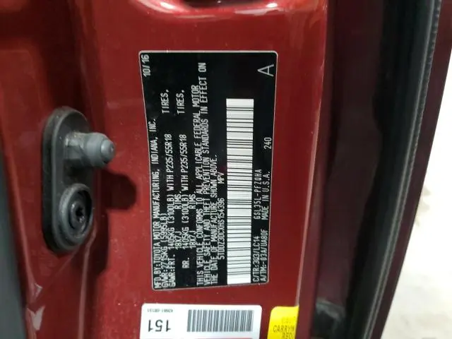 2017 TOYOTA SIENNA XLE  