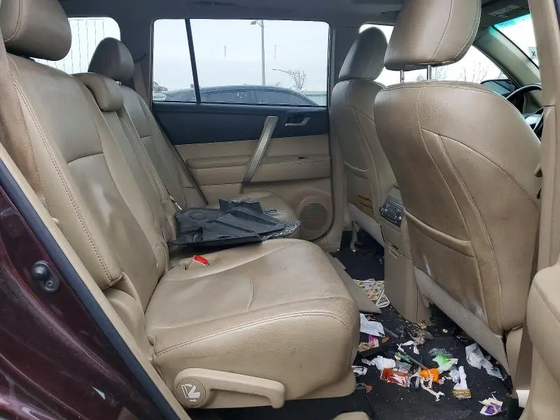 2012 TOYOTA HIGHLANDER BASE  