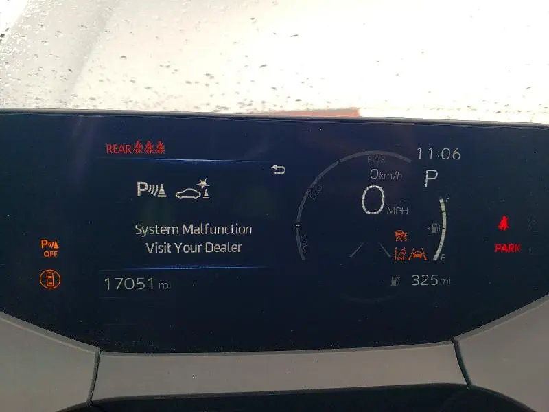 2024 TOYOTA PRIUS LE  