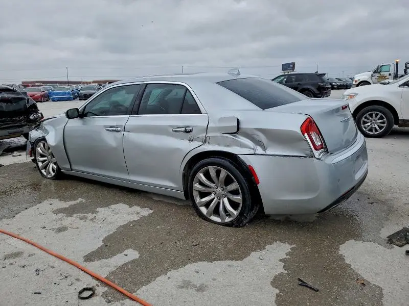 2019 CHRYSLER 300 LIMITED  