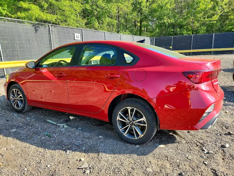 2023 KIA FORTE LXS  