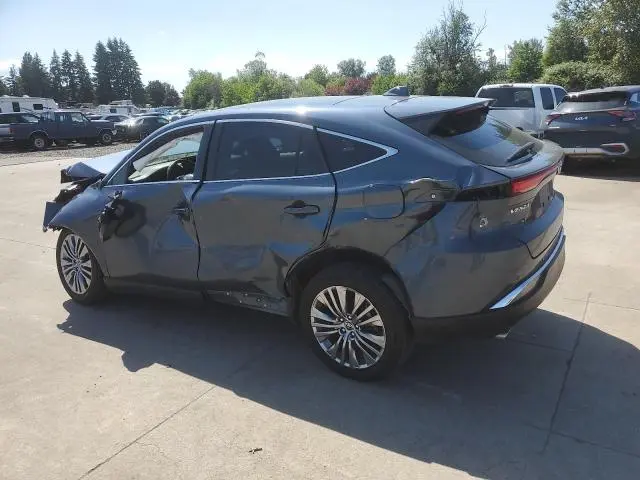 2022 TOYOTA VENZA LE  