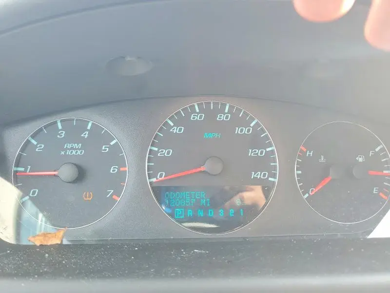 2010 CHEVROLET IMPALA LT  