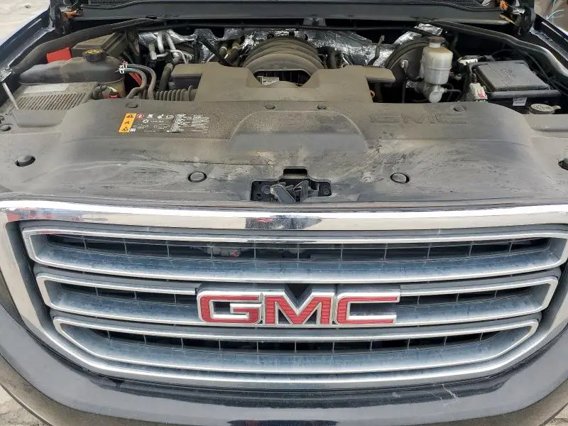 2018 GMC YUKON SLT  