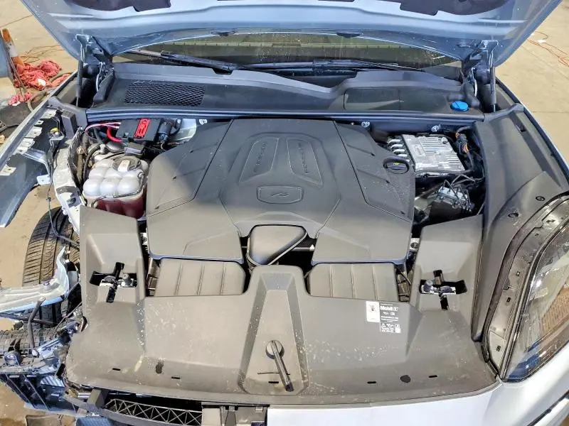 2026 PORSCHE CAYENNE   