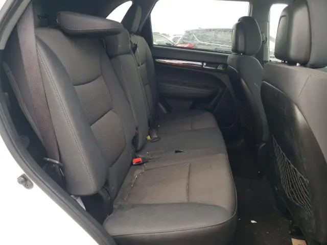 2013 KIA SORENTO LX  