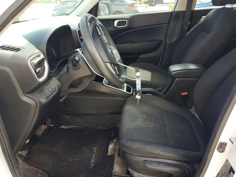 2022 HYUNDAI VENUE SE  
