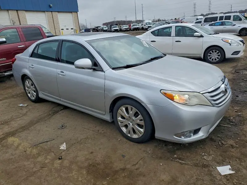 2011 TOYOTA AVALON BASE  