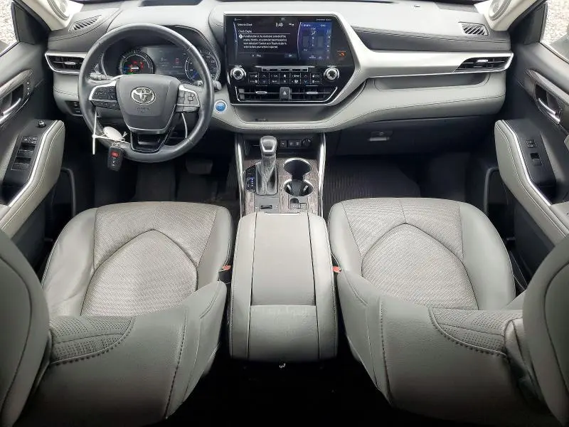 2021 TOYOTA HIGHLANDER HYBRID PLATINUM  