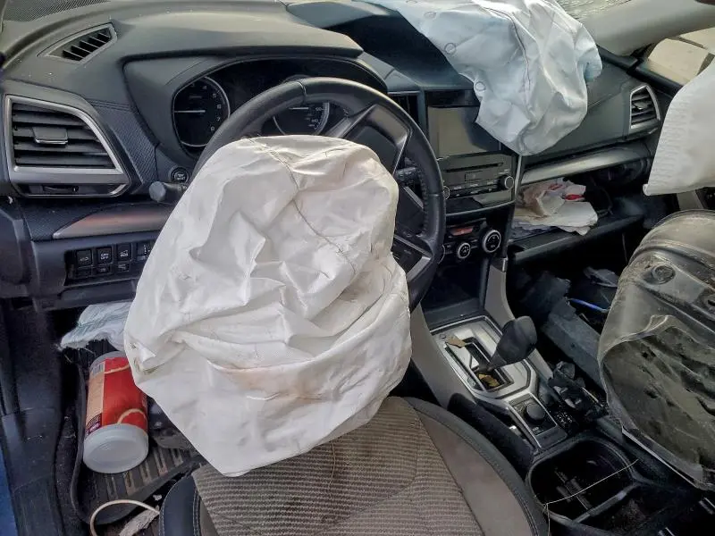 2021 SUBARU FORESTER   