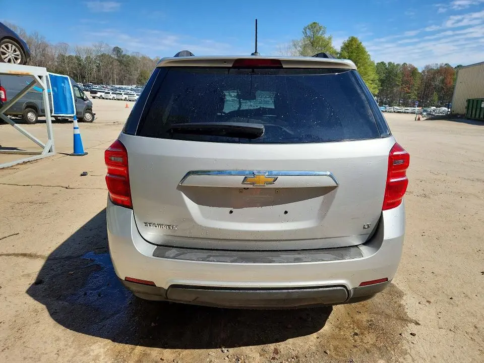 2017 CHEVROLET EQUINOX LT  