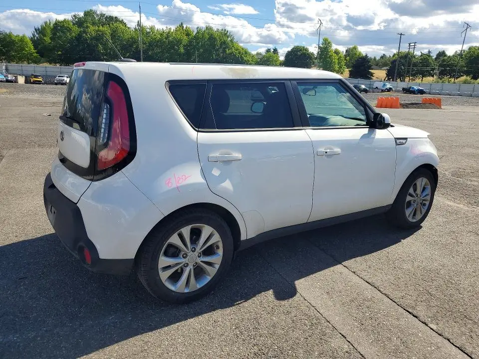 2015 KIA SOUL +  
