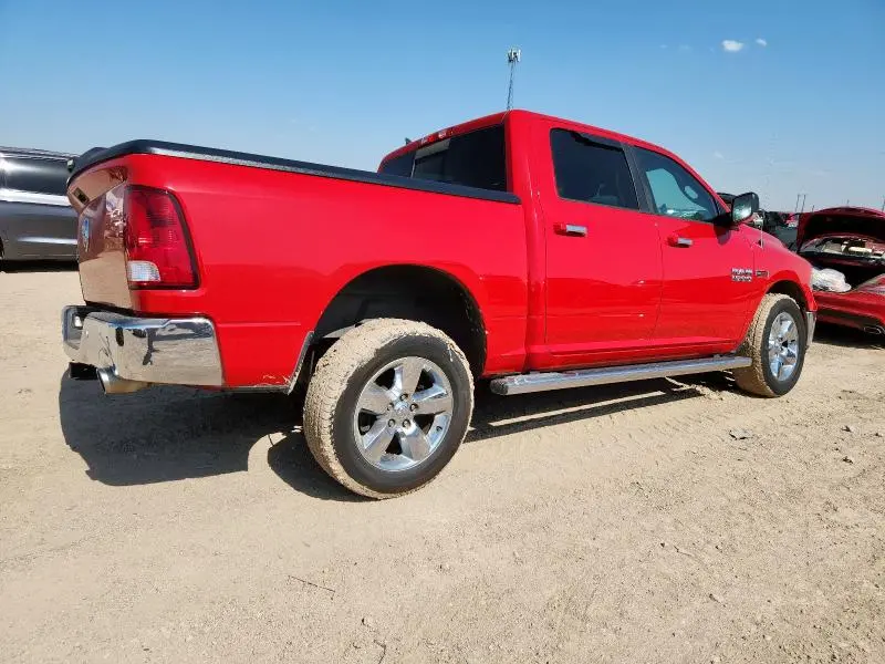 2015 RAM 1500 SLT  