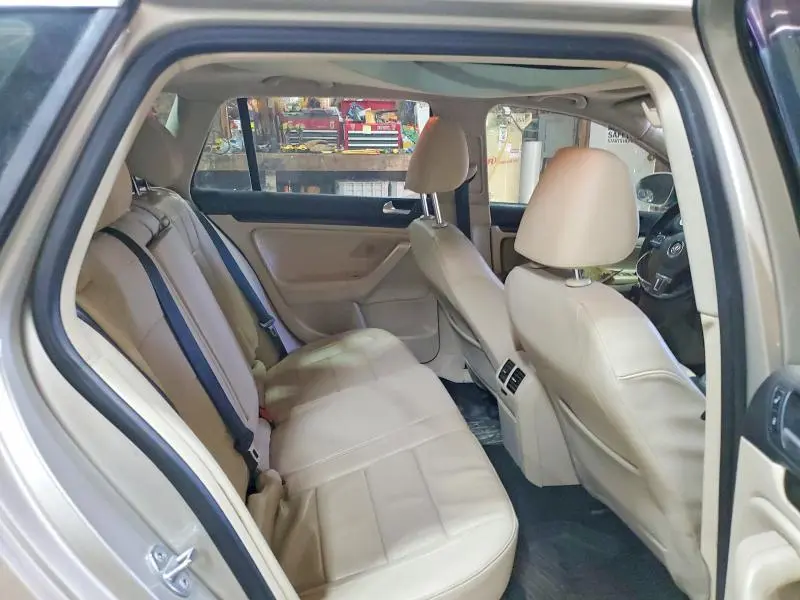 2013 VOLKSWAGEN JETTA TDI  