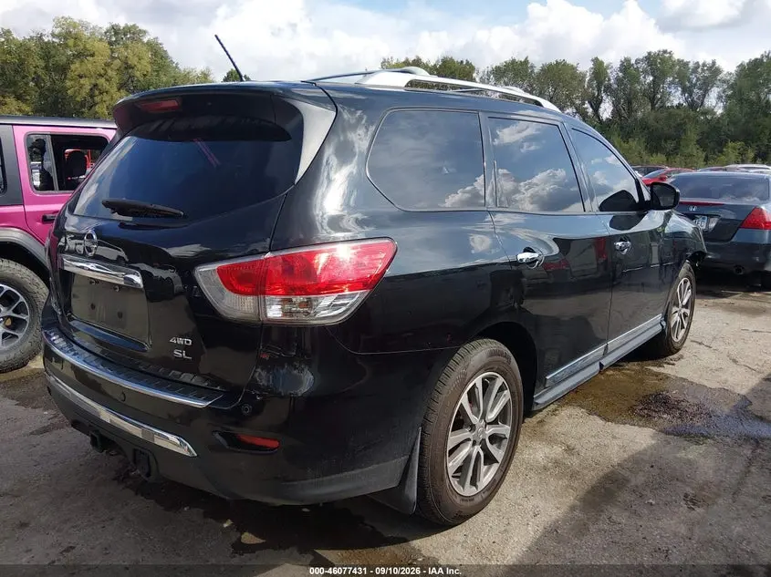 2015 NISSAN PATHFINDER SL