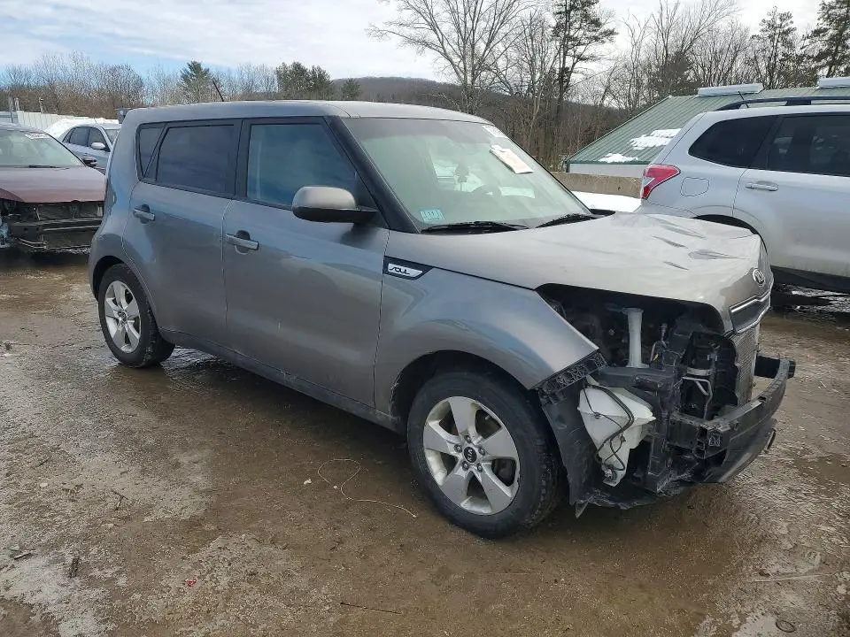 2017 KIA SOUL   