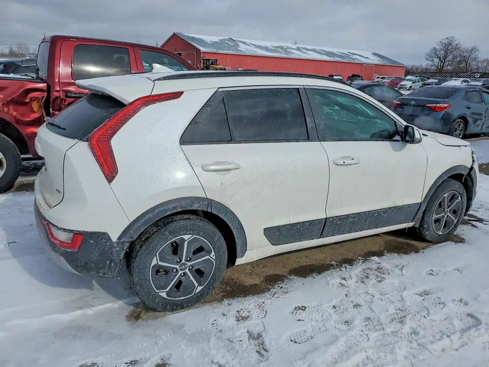 2025 KIA NIRO EX  