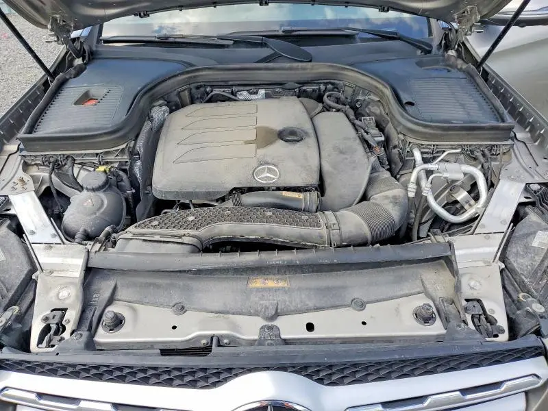 2020 MERCEDES-BENZ GLC 300 4MATIC  