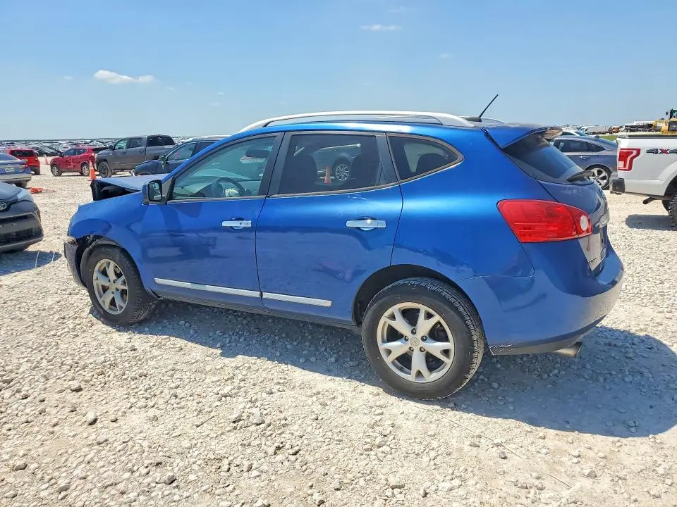 2011 NISSAN ROGUE S  