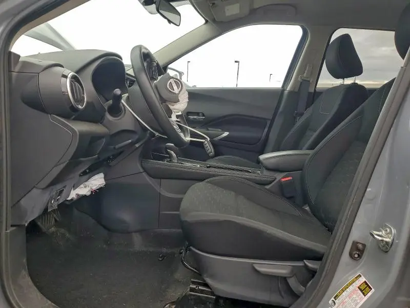 2022 NISSAN KICKS SV  