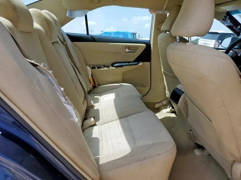 2015 TOYOTA CAMRY LE  