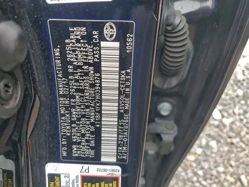 2017 TOYOTA CAMRY LE  